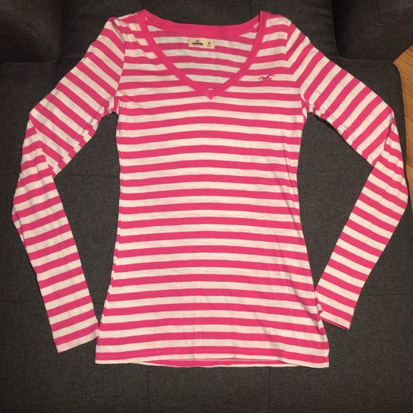 Hollister Tops - Long sleeved Hollister shirt